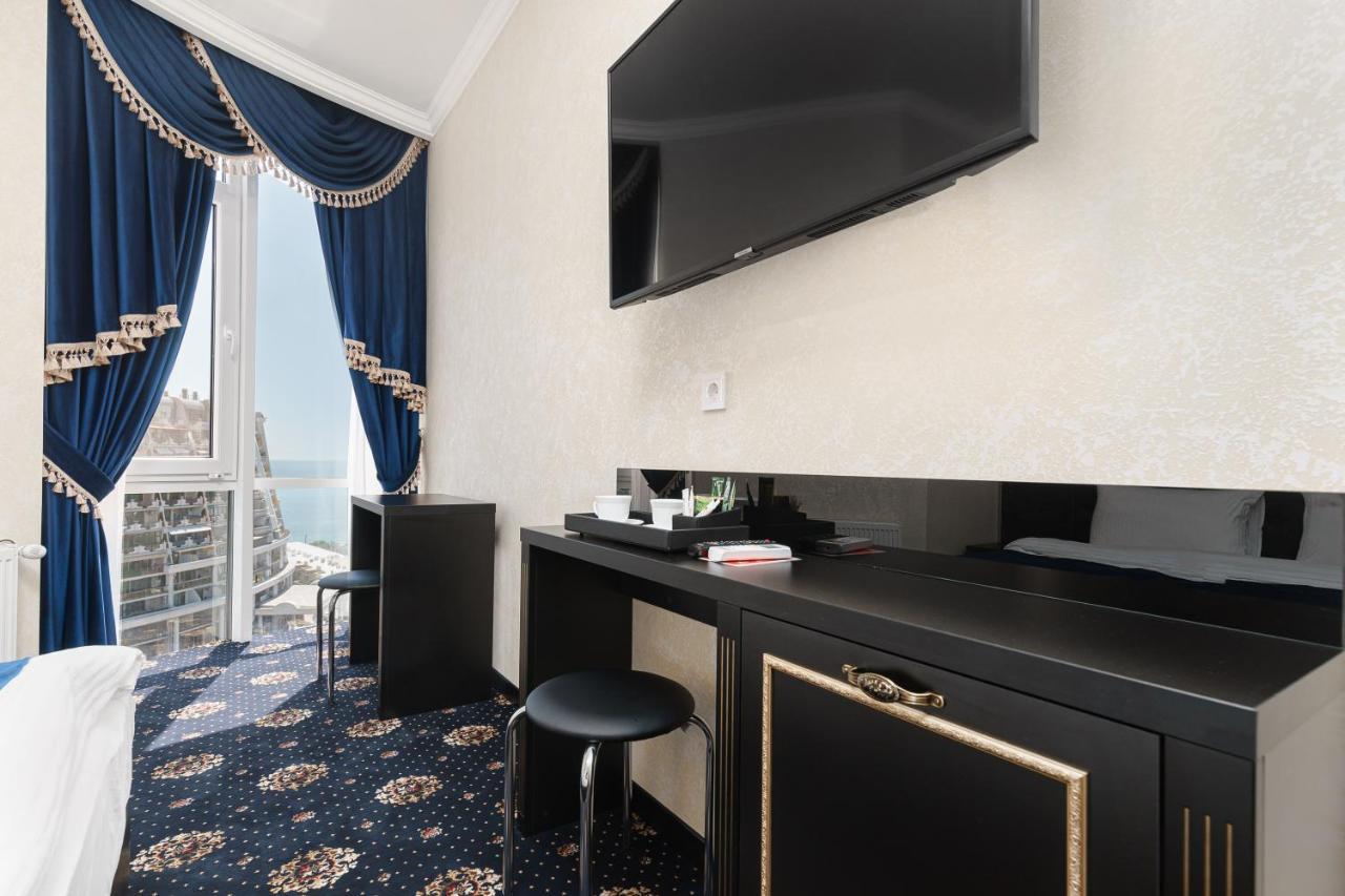 Apart Hotel D'Monica Odessa Ngoại thất bức ảnh